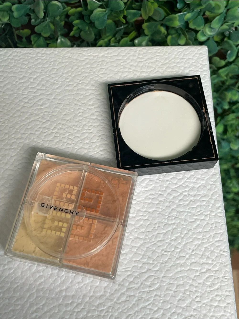 Givenchy - Prisme Libre Setting Powder - Shade 5 Popeline Mimosa - Travel - New